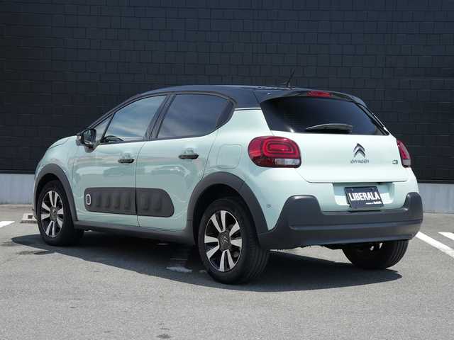 シトロエン Ｃ３ シャイン 静岡県 2020(令2)年 3.3万km アーモンドグリーン AndroidAuto/AppleCarPlay/ミラーリング/メモリナビ/12セグTV/フロントドラレコ/LEDインテリージェントライト/バックカメラ/リアパーキングセンサー/BSA/トランクコントロール/アクティブセーフティブレーキ/疲労検知システム/LKA/クルーズコントロール