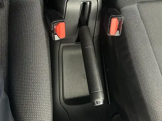 シトロエン Ｃ３ シャイン 岡山県 2020(令2)年 3.3万km アーモンドグリーン 純正ナビ/AndroidAuto/AppleCarPlay/ミラーリング/メモリナビ/フルセグTV/フロントドラレコ/LEDインテリージェントライト/バックカメラ/リアパーキングセンサー/BSA/トランクコントロール/アクティブセーフティブレーキ/疲労検知システム/LKA/クルーズコントロール