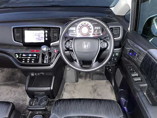 ホンダ オデッセイ アブソルート 青森県 2014(平26)年 13.4万km ホワイトオーキッドパール (株)IDOMが運営する【じしゃロン青森店】の自社ローン専用車両になりますこちらは現金、またはオートローンご利用時の価格です。自社ローンご希望の方は別途その旨お申付け下さい。/純正メモリナビ/CD/DVD/Bluetooth/TV/バックカメラ/両側パワースライドドア/ETC/オートライト/LEDヘッドライト/パドルシフト/クルーズコントロール/電動格納ミラー/アイドリングストップ/ドアバイザー/プッシュスタート