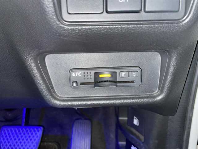 ホンダ オデッセイ アブソルート 青森県 2014(平26)年 13.4万km ホワイトオーキッドパール (株)IDOMが運営する【じしゃロン青森店】の自社ローン専用車両になりますこちらは現金、またはオートローンご利用時の価格です。自社ローンご希望の方は別途その旨お申付け下さい。/純正メモリナビ/CD/DVD/Bluetooth/TV/バックカメラ/両側パワースライドドア/ETC/オートライト/LEDヘッドライト/パドルシフト/クルーズコントロール/電動格納ミラー/アイドリングストップ/ドアバイザー/プッシュスタート