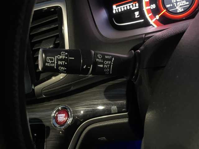 ホンダ オデッセイ アブソルート 青森県 2014(平26)年 13.4万km ホワイトオーキッドパール (株)IDOMが運営する【じしゃロン青森店】の自社ローン専用車両になりますこちらは現金、またはオートローンご利用時の価格です。自社ローンご希望の方は別途その旨お申付け下さい。/純正メモリナビ/CD/DVD/Bluetooth/TV/バックカメラ/両側パワースライドドア/ETC/オートライト/LEDヘッドライト/パドルシフト/クルーズコントロール/電動格納ミラー/アイドリングストップ/ドアバイザー/プッシュスタート