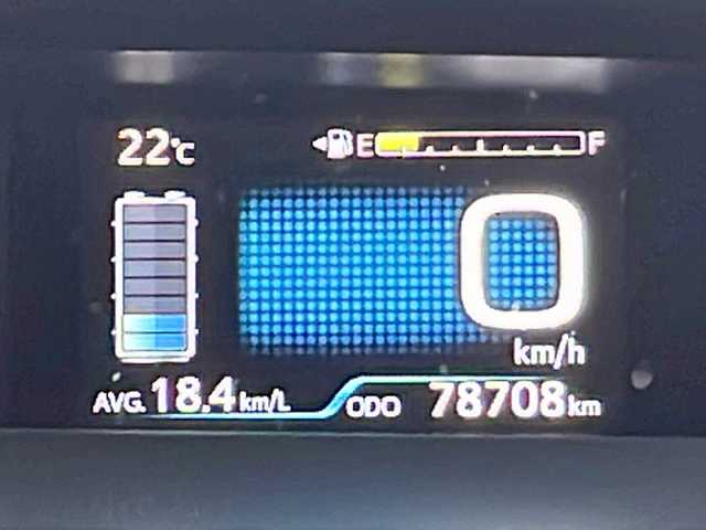 トヨタ プリウス S 静岡県 2016(平28)年 7.9万km アティチュードブラックマイカ /ディスプレイオーディオ//Bluetooth//バックカメラ//モデリスタエアロ//ローダウン//社外18インチAW//セーフティセンス//オートハイビーム//スマートキー//LEDヘッドライト//ETC