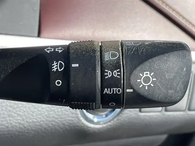 トヨタ ハリアー プレミアム 岡山県 2017(平29)年 8.1万km スパークリングブラックパールクリスタルシャイン 登録時走行距離80410km/アルパイン9インチナビ/フルセグTV(AM.FM.CD.DVD.TV.BT)/バックカメラ/ETC/前後ドライブレコーダー/クリアランスソナー/衝突軽減ブレーキ/横滑り防止装置/クルーズコントロール(追従走行あり)/車線逸脱警報（レーンキープアシスト）/オートライト/アイドリングストップ/電動リアゲート/18インチ純正AW/純正フロアマット/ハーフレザーシート/D席パワーシート/プッシュスタート/スマートキー/スペアキー