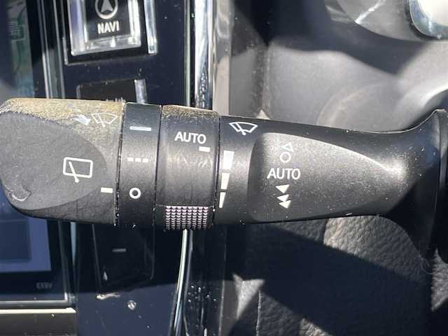 トヨタ ハリアー プレミアム 岡山県 2017(平29)年 8.1万km スパークリングブラックパールクリスタルシャイン 登録時走行距離80410km/アルパイン9インチナビ/フルセグTV(AM.FM.CD.DVD.TV.BT)/バックカメラ/ETC/前後ドライブレコーダー/クリアランスソナー/衝突軽減ブレーキ/横滑り防止装置/クルーズコントロール(追従走行あり)/車線逸脱警報（レーンキープアシスト）/オートライト/アイドリングストップ/電動リアゲート/18インチ純正AW/純正フロアマット/ハーフレザーシート/D席パワーシート/プッシュスタート/スマートキー/スペアキー