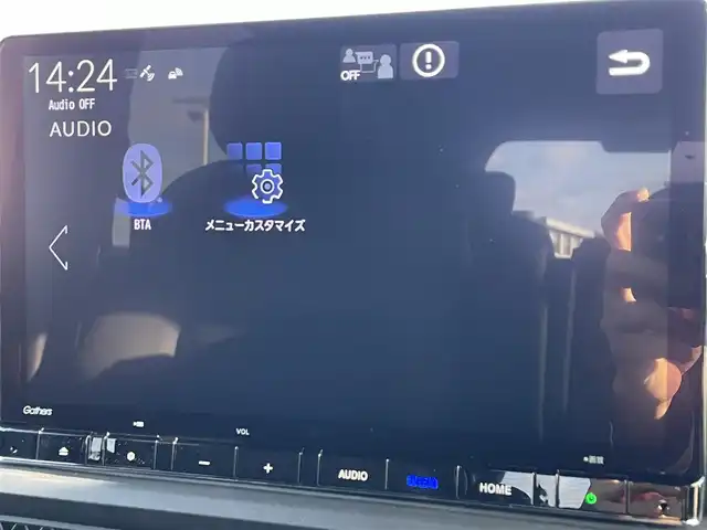 ホンダ ステップワゴン スパーダ eHEV 滋賀県 2024(令6)年 0.5万km プラチナホワイトパール ホンダセンシング/・衝突軽減ブレーキ/・誤発信抑制機能/・車線逸脱警報/・標識認識システム/・先行車発信通知/・アダプティブクルーズコントロール/・オートマチックハイビーム/・ブラインドスポットモニター/純正メモリナビ/(・フルセグTV CD DVD Bluetooth USB)/バックカメラ/両側パワースライドドア/パワーバックドア/ハーフレザーシート/シートヒーター/2列目オットマン/電動パーキングブレーキ/オートブレーキホールド/電動格納ミラー/ウインカーミラー/純正フロアマット/ETC/スマートキー×２/LEDヘッドライト/オートライト