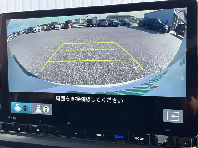 ホンダ ステップワゴン スパーダ eHEV 滋賀県 2024(令6)年 0.5万km プラチナホワイトパール ホンダセンシング/・衝突軽減ブレーキ/・誤発信抑制機能/・車線逸脱警報/・標識認識システム/・先行車発信通知/・アダプティブクルーズコントロール/・オートマチックハイビーム/・ブラインドスポットモニター/純正メモリナビ/(・フルセグTV CD DVD Bluetooth USB)/バックカメラ/両側パワースライドドア/パワーバックドア/ハーフレザーシート/シートヒーター/2列目オットマン/電動パーキングブレーキ/オートブレーキホールド/電動格納ミラー/ウインカーミラー/純正フロアマット/ETC/スマートキー×２/LEDヘッドライト/オートライト