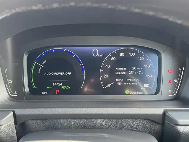 ホンダ ステップワゴン スパーダ eHEV 滋賀県 2024(令6)年 0.5万km プラチナホワイトパール ホンダセンシング/・衝突軽減ブレーキ/・誤発信抑制機能/・車線逸脱警報/・標識認識システム/・先行車発信通知/・アダプティブクルーズコントロール/・オートマチックハイビーム/・ブラインドスポットモニター/純正メモリナビ/(・フルセグTV CD DVD Bluetooth USB)/バックカメラ/両側パワースライドドア/パワーバックドア/ハーフレザーシート/シートヒーター/2列目オットマン/電動パーキングブレーキ/オートブレーキホールド/電動格納ミラー/ウインカーミラー/純正フロアマット/ETC/スマートキー×２/LEDヘッドライト/オートライト