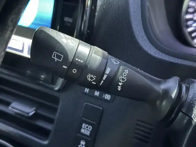 トヨタ エスクァイア Gi ブラックテーラード 道北・旭川 2016(平28)年 13万km ブラック (株)IDOMが運営する【じしゃロン旭川店】の自社ローン対象車両になります。こちらは現金ご利用時の価格です。自社ローンご希望の方は別途その旨お申付け下さい。/　/・純正ナビ(CD/DVD/BT/SD/フルセグ)/・バックカメラ/・ETC/・ドライブレコーダー/・レーダーブレーキ/・クルーズコントロール/・両側パワースライドドア/・両席シートヒーター/・電動格納ウィンカーミラー/・プッシュスタート/・スマートキー2個/・フォグランプ/・現車装着サマータイヤ 純正AW195/65R15