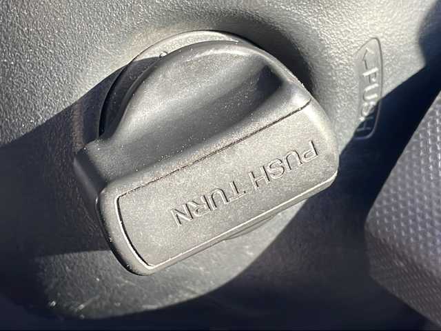 ホンダ フリード ハイブリット ジャストセレクション 長野県 2013(平25)年 5.8万km プレミアムホワイトパール ケンウッドメモリナビフルセグTV/バックカメラ/ETC/両側パワースライドドア/ハーフレザーシート/クリアランスソナー/純正15インチアルミ/横滑り防止装置/保証書