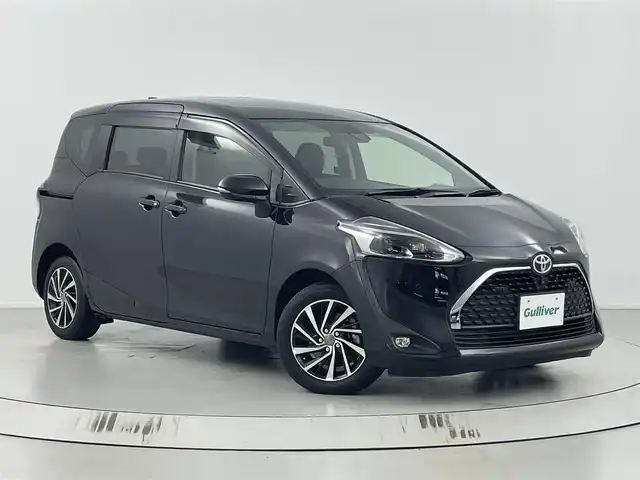 トヨタ シエンタ G セーフティエディション 埼玉県 2020(令2)年 1.5万km ブラック 純正ナビ(NSZT-W68T)/【CD/DVD/BT/フルセグ】/全方位カメラ/衝突被害軽減装置/レーンキープアシスト/前後コーナーセンサー/D/N席シートヒーター/ステアリングヒーター/ステアリングリモコン/両側パワースライドドア/LEDヘッドライト/フォグランプ/オートライト/オートマチックハイビーム/ビルトインETC/社外アルミホイール/純正フロアマット/スマートキー/サンルーフ