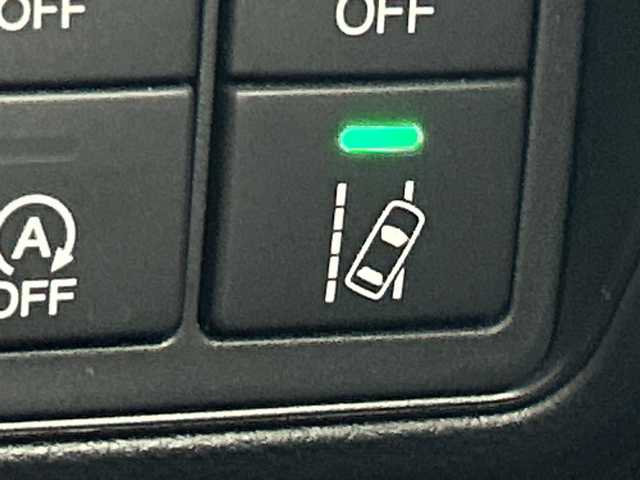 ホンダ オデッセイ アブソルート・Xホンダセンジング 三重県 2016(平28)年 7.6万km クリスタルブラックパール /社外7インチナビ//フルセグ//バックカメラ//レーダークルーズコントロール//衝突軽減ブレーキ//レーンキープアシスト//オートライト//ETC//両側パワースライドドア//アイドリングストップ//ステアリングスイッチ//スマートキー×2//フロアマット//LEDヘッドライト//純正17インチAW