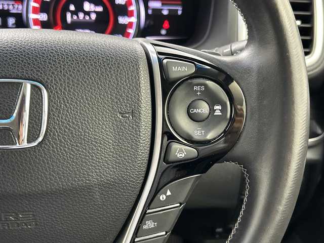 ホンダ オデッセイ アブソルート・Xホンダセンジング 三重県 2016(平28)年 7.6万km クリスタルブラックパール /社外7インチナビ//フルセグ//バックカメラ//レーダークルーズコントロール//衝突軽減ブレーキ//レーンキープアシスト//オートライト//ETC//両側パワースライドドア//アイドリングストップ//ステアリングスイッチ//スマートキー×2//フロアマット//LEDヘッドライト//純正17インチAW