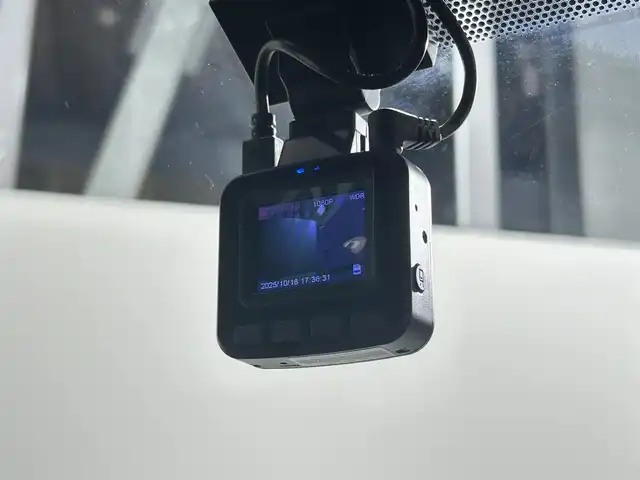 トヨタ ハリアー プレミアム 大阪府 2018(平30)年 6.9万km ホワイトパールクリスタルシャイン モデリスタエアロ　純正大型ナビＴＶ　レーダークルコン　衝突軽減　パワーシート　電動リアゲート　バックカメラ　ＥＴＣ　ドラレコ　レーンアシスト　オートハイビーム　ＬＥＤヘッドライト　クリアランスソナー