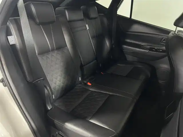 トヨタ ハリアー プレミアム 大阪府 2018(平30)年 6.9万km ホワイトパールクリスタルシャイン モデリスタエアロ　純正大型ナビＴＶ　レーダークルコン　衝突軽減　パワーシート　電動リアゲート　バックカメラ　ＥＴＣ　ドラレコ　レーンアシスト　オートハイビーム　ＬＥＤヘッドライト　クリアランスソナー