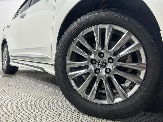 トヨタ ハリアー プレミアム 大阪府 2018(平30)年 6.9万km ホワイトパールクリスタルシャイン モデリスタエアロ　純正大型ナビＴＶ　レーダークルコン　衝突軽減　パワーシート　電動リアゲート　バックカメラ　ＥＴＣ　ドラレコ　レーンアシスト　オートハイビーム　ＬＥＤヘッドライト　クリアランスソナー