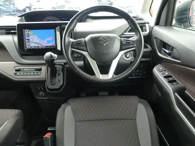 スズキ ソリオ バンディット HV MV 千葉県 2021(令3)年 2.7万km プレミアムシルバーメタリック 165/65R15/デュアルカメラブレーキサポート/ヘッドアップディスプレイ/レーダークルーズコントロール/左パワースライドドア/右イージークローザードア/純正SDナビ/地デジTV/【DVD/CD再生機能　Bluetooth接続】/ドライブレコーダー/前席シートヒーター/革巻きステアリング/ステアリングスイッチ/LEDヘッドライト/フォグライト/ウインカーミラー/リアコーナーセンサー/純正15インチアルミホイル/サイド/カーテンエアバッグ/携帯リモコン