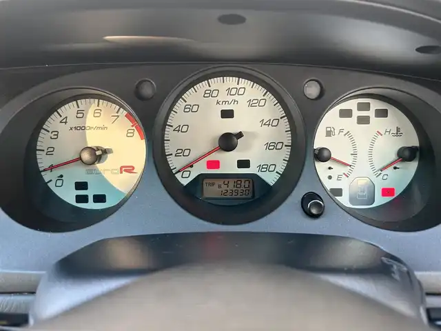 ホンダ アコード ユーロ R・X 埼玉県 2002(平14)年 12.4万km アークティックブルーパール 社外オーディオ/ETC MOBE-700/純正16インチAW/ビークルスタビリティアシスト/リミテッドスリップデフ/電動格納ミラー/前方ドライブレコーダー/オートエアコン/プッシュスタート/純正フロアマット/ドアバイザー/ABS/車両/ナビ 取扱説明書/保証書
