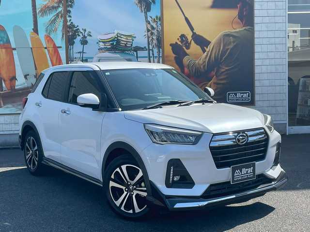 ダイハツ ロッキー G 宮崎県 2019(令1)年 4.6万km シャイニングホワイトパール デジタルインナーミラー　/純正エアロ　/シートヒーター　/衝突被害軽減ブレーキ　/横滑り防止　/アダプティブクルーズコントロール　/純正SDナビ　/バックカメラ　/ETC　/フルセグ　/フォグランプ/DVD/Bluetooth純正　