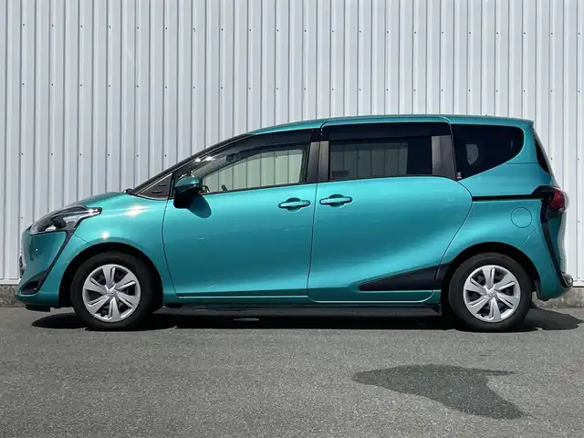 トヨタ シエンタ G 福岡県 2020(令2)年 4.9万km ラディアントグリーンM ECLIPCEナビ（AVN-D10W）/CD/DVD/フルセグTV/BT/SD /バックカメラ /両側パワースライドドア /PCS /LDA /スマートキー/プッシュスタート /クリアランスソナー /スマートストップ/LEDヘッドライト/オートハイビーム