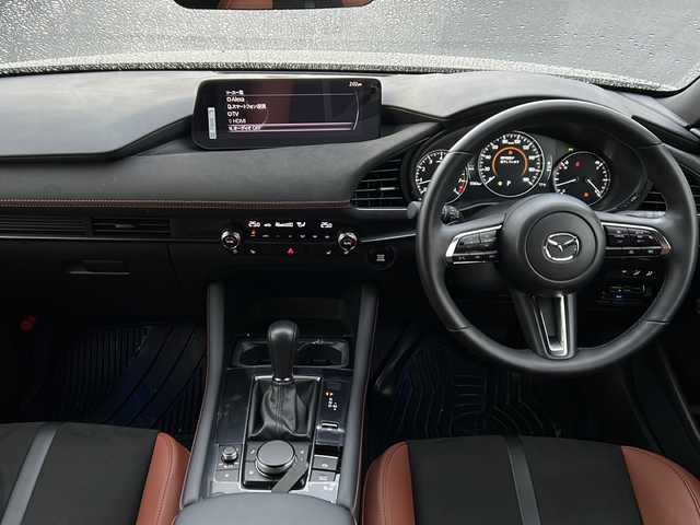 マツダ マツダ３ファストバック 15S レトロスポーツED 秋田県 2024(令6)年 0.6万km プラチナクォーツメタリック 純正ディスプレイオーディオ/純正BT、TV/純正18インチAW/バックカメラ/全方位カメラ/前後ドライブレコーダー/スペアキー/ETC/運助シートヒーター/パワーシート