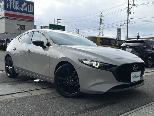 マツダ マツダ３ファストバック 15S レトロスポーツED 秋田県 2024(令6)年 0.6万km プラチナクォーツメタリック 純正ディスプレイオーディオ/純正BT、TV/純正18インチAW/バックカメラ/全方位カメラ/前後ドライブレコーダー/スペアキー/ETC/運助シートヒーター/パワーシート