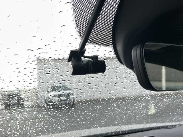 マツダ マツダ３ファストバック 15S レトロスポーツED 秋田県 2024(令6)年 0.6万km プラチナクォーツメタリック 純正ディスプレイオーディオ/純正BT、TV/純正18インチAW/バックカメラ/全方位カメラ/前後ドライブレコーダー/スペアキー/ETC/運助シートヒーター/パワーシート