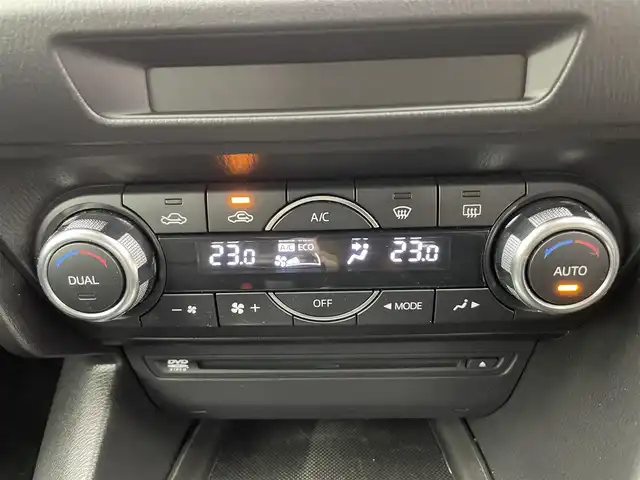 マツダ アクセラ スポーツ 15S ツーリング 富山県 2016(平28)年 5万km ジェットブラックマイカ 純正ナビ（AM/FM/BT/USB/フルセグ）/バックカメラ/ETC/衝突被害軽減システム/レーダークルーズコントロール/横滑り防止装置/アイドリングストップ/オートキセノンライト/社外アルミホイール/純正フロアマット/革巻きステアリング/ステアリングスイッチ/パドルシフト/スマートキー/スペアキー