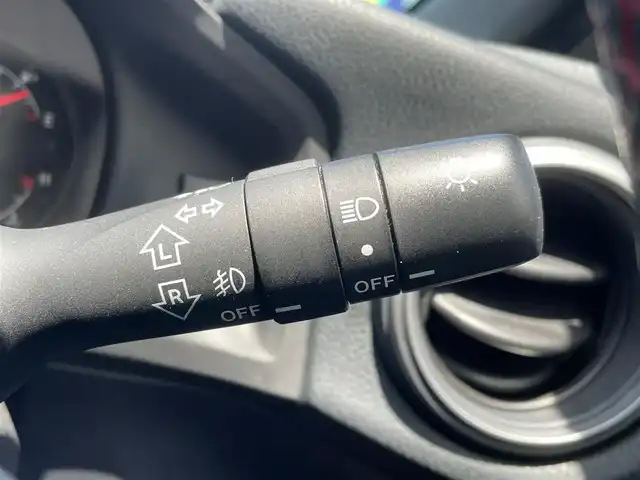 スバル ＢＲＺ R 熊本県 2018(平30)年 9.2万km クリスタルホワイトP 社外ナビ/（CD・DVD・フルセグTV・BTオーディオ・SD）/ETC/ドライブレコーダー/純正17インチAW/LEDヘッドライト/フォグライト/キーレスキー/横滑り防止装置/純正フロアマット/スペアキー×1本/サマータイヤ付き純正17インチAW積込み