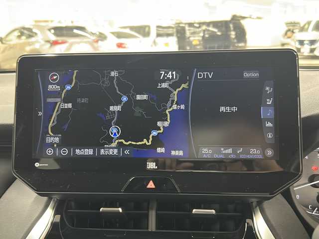 トヨタ ハリアー Z レザーパッケージ 長崎県 2021(令3)年 5.1万km プレシャスブラックパール ワンオーナー/純正メーカーオプションナビ（JLB)/・Bluetooth/・フルセグ/・ETC2.0/全方位モニタ/JLBプレミアムサウンドシステム/ヘッドアップディスプレイ/電動格納シート（メモリ付き）/前席パワーシート/前席エアシート/前席シートヒーター/全席レザーシート/ドラレコ機能付きデジタルインナーミラー/ステアリングヒーター/パワーバックドア/Toyota Safety Sense/・プリクラッシュセーフティ/・レーントレーシングアシスト/・アダプティブハイビームシステム/・ロードサインアシスト/・レーダークルーズコントロール/・先行車発進告知機能/横滑り防止機能/イモビライザーシステム/純正フロアマット/純正19インチアルミホイール/純正LEDヘッドライト/クリアランスソナー/フォグランプ/純正バイザー/プッシュエンジンスタート/スマートキー×２/取扱説明書/新車時保証書