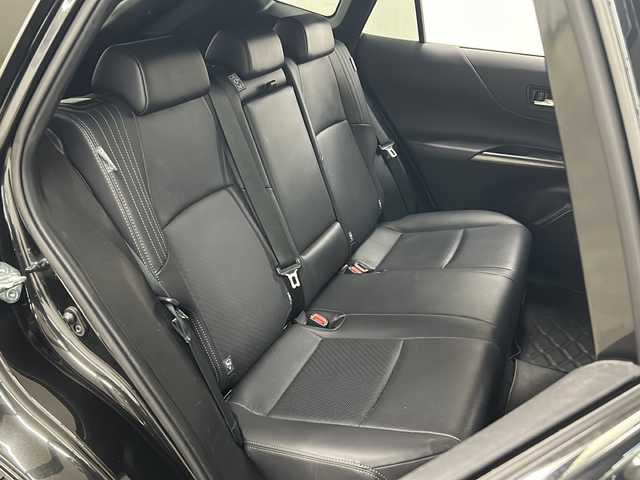 トヨタ ハリアー Z レザーパッケージ 長崎県 2021(令3)年 5.1万km プレシャスブラックパール ワンオーナー/純正メーカーオプションナビ（JLB)/・Bluetooth/・フルセグ/・ETC2.0/全方位モニタ/JLBプレミアムサウンドシステム/ヘッドアップディスプレイ/電動格納シート（メモリ付き）/前席パワーシート/前席エアシート/前席シートヒーター/全席レザーシート/ドラレコ機能付きデジタルインナーミラー/ステアリングヒーター/パワーバックドア/Toyota Safety Sense/・プリクラッシュセーフティ/・レーントレーシングアシスト/・アダプティブハイビームシステム/・ロードサインアシスト/・レーダークルーズコントロール/・先行車発進告知機能/横滑り防止機能/イモビライザーシステム/純正フロアマット/純正19インチアルミホイール/純正LEDヘッドライト/クリアランスソナー/フォグランプ/純正バイザー/プッシュエンジンスタート/スマートキー×２/取扱説明書/新車時保証書