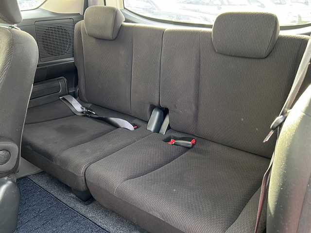 ホンダ フリード G ジャストセレクション 岐阜県 2011(平23)年 9.1万km プラチナホワイトパール 登録時走行距離90853km/社外7インチナビ（AVIC-MRZ99)/両側パワースライドドア/ワンセグTV/ウィンカーミラー/社外アルミホイール/キセノンヘッドライト/純正フロアマット/ウォークスルー/3列シート/Bluetooth接続/スマートキー/オートライト/エアバッグ/スペアキー/横滑り防止装置