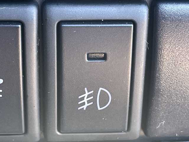 スズキ スペーシア カスタム TS 茨城県 2013(平25)年 5万km グレー メーカー純正ナビ/【TV/AM/FM/iPod/AUX/AppleCarPlay/AndroidAuto】/純正15インチアルミホイール/純正フロアマット/両側パワースライドドア/プッシュスタート/スマートキー/Bluetooth接続/LEDヘッドライト