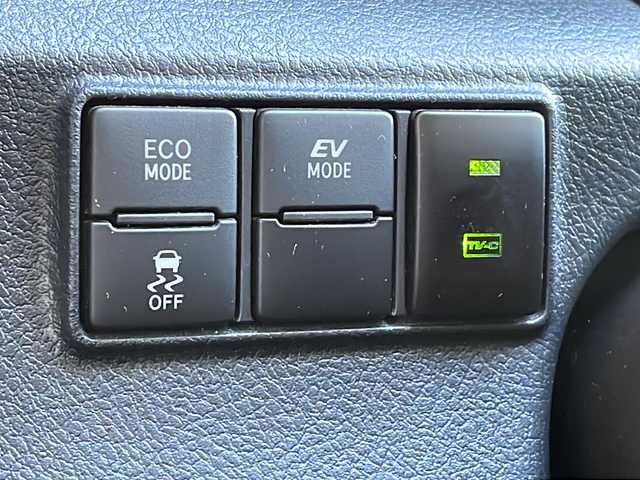 トヨタ シエンタ ハイブリッド G セーフティエディション 長野県 2021(令3)年 5.9万km シルバーM 純正メモリナビフルセグTV/パノラミックビューモニター/ETC/スマートキー/両側パワースライドドア/トヨタセーフティセンス/シートヒーター/ステアリングヒーター/ＬＥＤヘッドライト/ドライブレコーダー/社外15インチアルミ