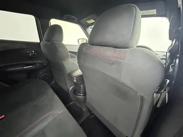 日産 ジューク ニスモ 道央・札幌 2019(平31)年 4.6万km ブリリアントホワイトパール ・４WD/・寒冷地仕様/・純正メモリナビ/・CD/DVD/SD/BT/iPod/フルセグTV/・アラウンドビューモニター/・ドライブレコーダー/・ETC/・横滑り防止装置/・ステアリングスイッチ/・電動格納ウィンカーミラー/・キセノンヘッドライト/・オートライト/・フォグライト/・ドアバイザー/・純正１８インチAW/・スマートキー/・スペアキー/・保証書/・取扱説明書
