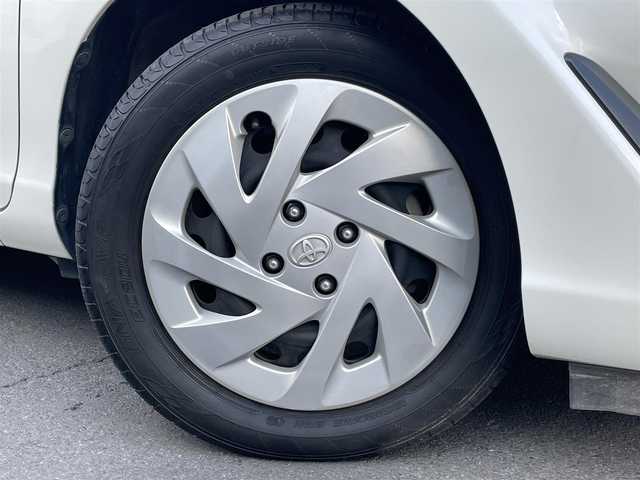 トヨタ アクア 千葉県 2018(平30)年 5.9万km ホワイトパールクリスタルシャイン ワンオーナー/衝突被害低減ブレーキ/レーンキープアシスト/LEDヘッドライト/オートハイビーム/LEDフォグライト/社外ナビ/フルセグTV/BlueTooth/CD/DVD/バックカメラ/D/N席シートヒーター/ナノe/電動格納ミラー/ドアバイザー/ステアリングスイッチ/保証書/スペアキー