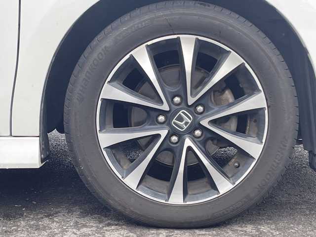 ホンダ ステップワゴン スパーダ Z クールスピリット 大分県 2014(平26)年 9.1万km ホワイトオーキッドパール 両側パワースライドドア /レザー調シートカバー/社外ナビ/フルセグTV/Bluetooth/DVD/純正ビルトインETC/純正17インチアルミホイール/社外フロアマット/純正フリップダウンモニター/オートライト