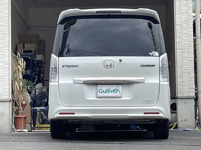 ホンダ ステップワゴン スパーダ Z クールスピリット 大分県 2014(平26)年 9.1万km ホワイトオーキッドパール 両側パワースライドドア /レザー調シートカバー/社外ナビ/フルセグTV/Bluetooth/DVD/純正ビルトインETC/純正17インチアルミホイール/社外フロアマット/純正フリップダウンモニター/オートライト