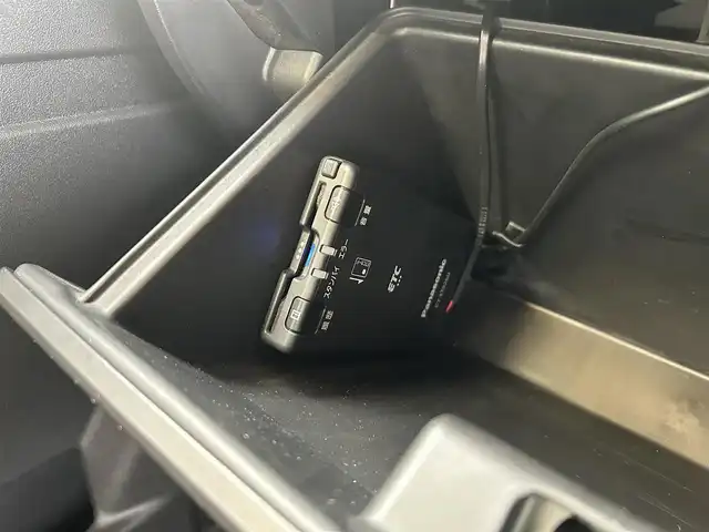 スズキ ジムニー XG 愛媛県 2019(平31)年 5.6万km ジャングルグリーン Bluetooth接続/ETC/AUX接続可能/純正アルミホイール/ABS/ダウンヒルアシストコントロール/４WD/レーンキープアシスト/盗難防止装置/Wサイドエアバッグ