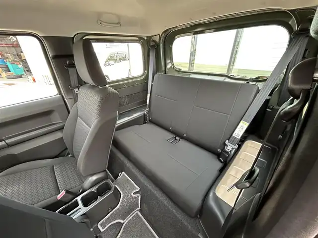 スズキ ジムニー XG 愛媛県 2019(平31)年 5.6万km ジャングルグリーン Bluetooth接続/ETC/AUX接続可能/純正アルミホイール/ABS/ダウンヒルアシストコントロール/４WD/レーンキープアシスト/盗難防止装置/Wサイドエアバッグ