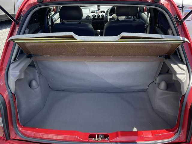 日産 マーチ コレット 大阪府 1999(平11)年 3.6万km アクティブレッド ５速マニュアル　走行３６０００ｋｍ　エアコン　パワーステアリング　パワーウィンドウ　ＡＢＳ　保証書　取扱説明書　スペアキー