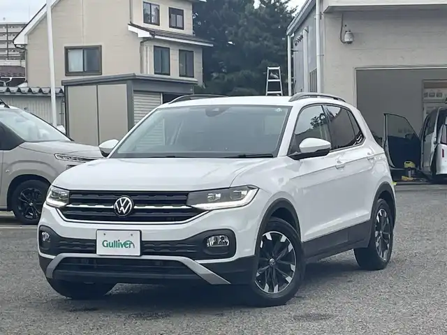 フォルクスワーゲン Ｔ－クロス TSI 1st 宮城県 2020(令2)年 2.7万km ピュアホワイト /ワンオーナー//純正メモリナビ//AM/FM/SD/スマートフォン連携//バックカメラ//ワイヤレス充電//レーダークルーズコントロール//ブラインドスポットモニター//衝突被害軽減ブレーキ//LEDヘッドライト//ビルトインETC2.0//純正16インチアルミスタッドレスタイヤ積込