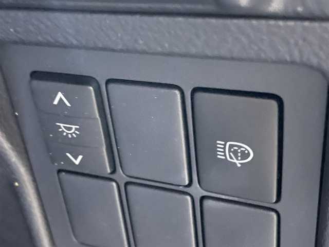 トヨタ ランドクルーザー プラド TX Lパッケージ 新潟県 2016(平28)年 8.9万km ブラック ４WD/メモリナビ/ワンセグテレビ/バックカメラ/ウィンカーミラー/純正ホイール夏タイヤ装着/クルーズコントロール/サンルーフ/プッシュスタート/Bluetooth/純正フロアマット/運転助手席シートヒーター/運転助手席電動シート/走行モード