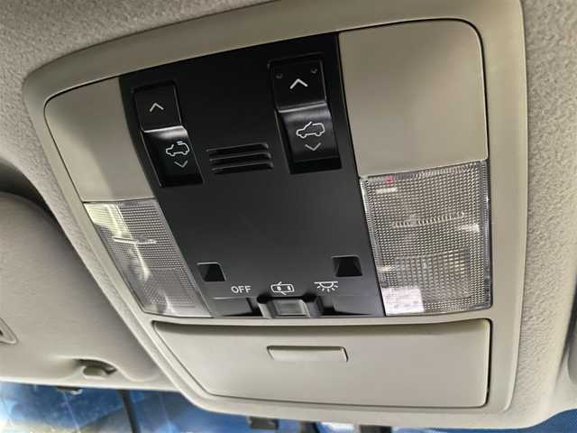 トヨタ ランドクルーザー プラド TX Lパッケージ 新潟県 2016(平28)年 8.9万km ブラック ４WD/メモリナビ/ワンセグテレビ/バックカメラ/ウィンカーミラー/純正ホイール夏タイヤ装着/クルーズコントロール/サンルーフ/プッシュスタート/Bluetooth/純正フロアマット/運転助手席シートヒーター/運転助手席電動シート/走行モード