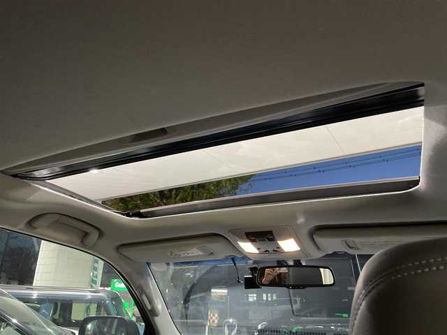 トヨタ ランドクルーザー プラド TX Lパッケージ 新潟県 2016(平28)年 8.9万km ブラック ４WD/メモリナビ/ワンセグテレビ/バックカメラ/ウィンカーミラー/純正ホイール夏タイヤ装着/クルーズコントロール/サンルーフ/プッシュスタート/Bluetooth/純正フロアマット/運転助手席シートヒーター/運転助手席電動シート/走行モード