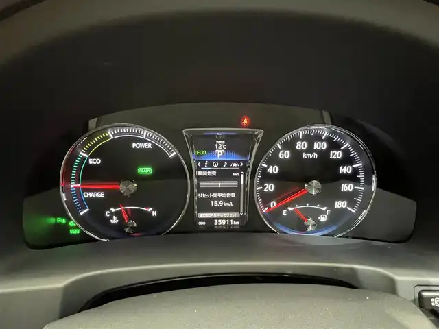 トヨタ クラウン ハイブリッド アスリートG Four 岩手県 2016(平28)年 3.6万km プレシャスシルバー ４WD/プリクラッシュセーフティ/クルーズコントロール/バックカメラ/ブラインドスポットモニター/コーナーセンサー/横滑り防止装置/社外レーダー/オートワイパー/オートライト/オートハイビーム/フロントワイパーデアイサー/TVキャンセラー/ステアリングヒーター/シートヒーター/エアシート/ドライブレコーダー/リアサンシェード/純正ナビ/純正18インチアルミホイール/純正フロアマット/オールオートパワーウィンドウ