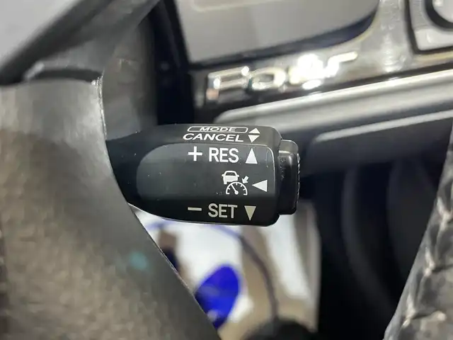 トヨタ クラウン ハイブリッド アスリートG Four 岩手県 2016(平28)年 3.6万km プレシャスシルバー ４WD/プリクラッシュセーフティ/クルーズコントロール/バックカメラ/ブラインドスポットモニター/コーナーセンサー/横滑り防止装置/社外レーダー/オートワイパー/オートライト/オートハイビーム/フロントワイパーデアイサー/TVキャンセラー/ステアリングヒーター/シートヒーター/エアシート/ドライブレコーダー/リアサンシェード/純正ナビ/純正18インチアルミホイール/純正フロアマット/オールオートパワーウィンドウ