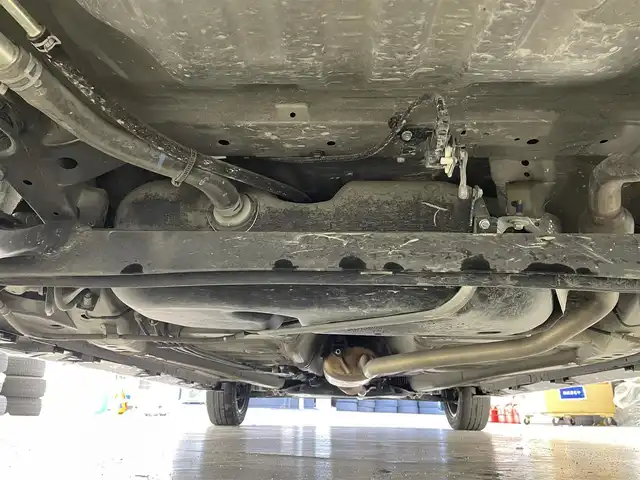 スズキ スペーシア カスタム HYBRID XS ターボ 滋賀県 2022(令4)年 3.1万km ブルーイッシュブラックパール3 社外ナビ/（CD/DVD/BT/フルセグTV）/スズキセーフティサポート/・衝突被害軽減ブレーキ/・車線逸脱警報/・オートハイビーム/・アダプティブクルーズコントロール/バックカメラ/ETC/両側パワースライドドア/D席シートヒーター/ヘッドアップディスプレイ/パーキングセンサー/パドルシフト/LEDヘッドライト/社外フロアマット/純正15インチAW