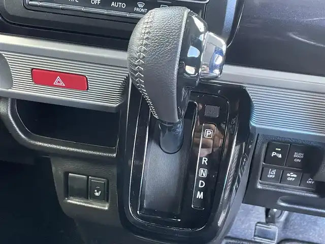 スズキ スペーシア カスタム HYBRID XS ターボ 滋賀県 2022(令4)年 3.1万km ブルーイッシュブラックパール3 社外ナビ/（CD/DVD/BT/フルセグTV）/スズキセーフティサポート/・衝突被害軽減ブレーキ/・車線逸脱警報/・オートハイビーム/・アダプティブクルーズコントロール/バックカメラ/ETC/両側パワースライドドア/D席シートヒーター/ヘッドアップディスプレイ/パーキングセンサー/パドルシフト/LEDヘッドライト/社外フロアマット/純正15インチAW