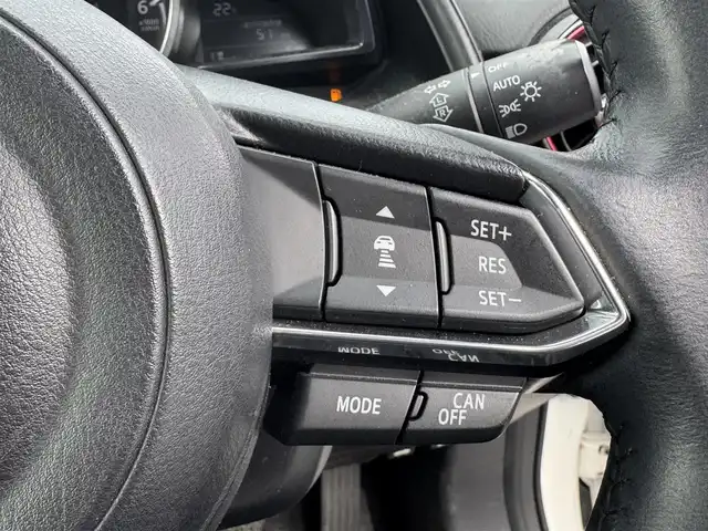 マツダ ＣＸ－３ XD プロアクティブ 熊本県 2017(平29)年 7.1万km スノーフレイクホワイトパールマイカ ・ワンオーナー/・スマートキー/・プッシュスタート/・車間認知支援システム/・スマートブレーキサポート/・ブラインドスポットモニター/・車線逸脱警報システム/・交通標識認識システム/・クルーズコントロール(追従式)/・ハーフレザーシート/・純正メモリナビ/　【DVD・Bluetooth・USB・AUX】/・フルセグTV/・バックカメラ/・ETC/・ヘッドアップディスプレイ/・LEDヘッドランプ/・純正マット
