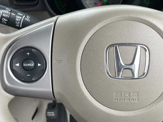 ホンダ Ｎ ＢＯＸ G Lパッケージ 熊本県 2012(平24)年 4.3万km アラバスターシルバーメタリック 社外オーディオ(DEH-480)/ＡＭ／ＦＭ／ＣＤ／ＵＳＢ／ＡＵＸ/前後ドライブレコーダー/片側パワースライドドア/電格ミラー/スマートキー/プッシュスタート/ハロゲンヘッドライト/ヘッドライトレベライザー/純正フロアマット/純正ドアバイザー/社外アルミホイール/保証書/取扱説明書(車両)